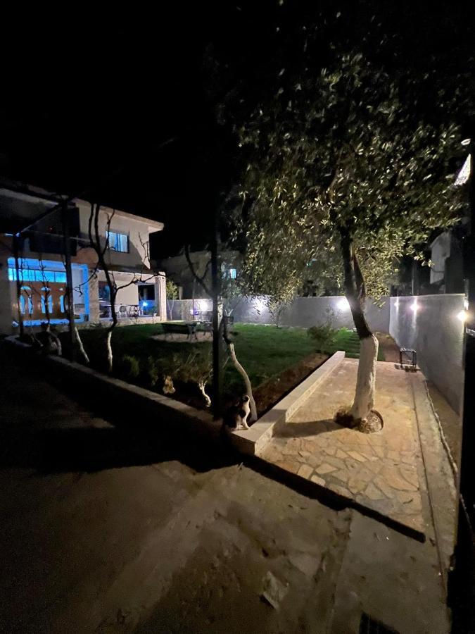 Vila Licenji Vlore Bagian luar foto